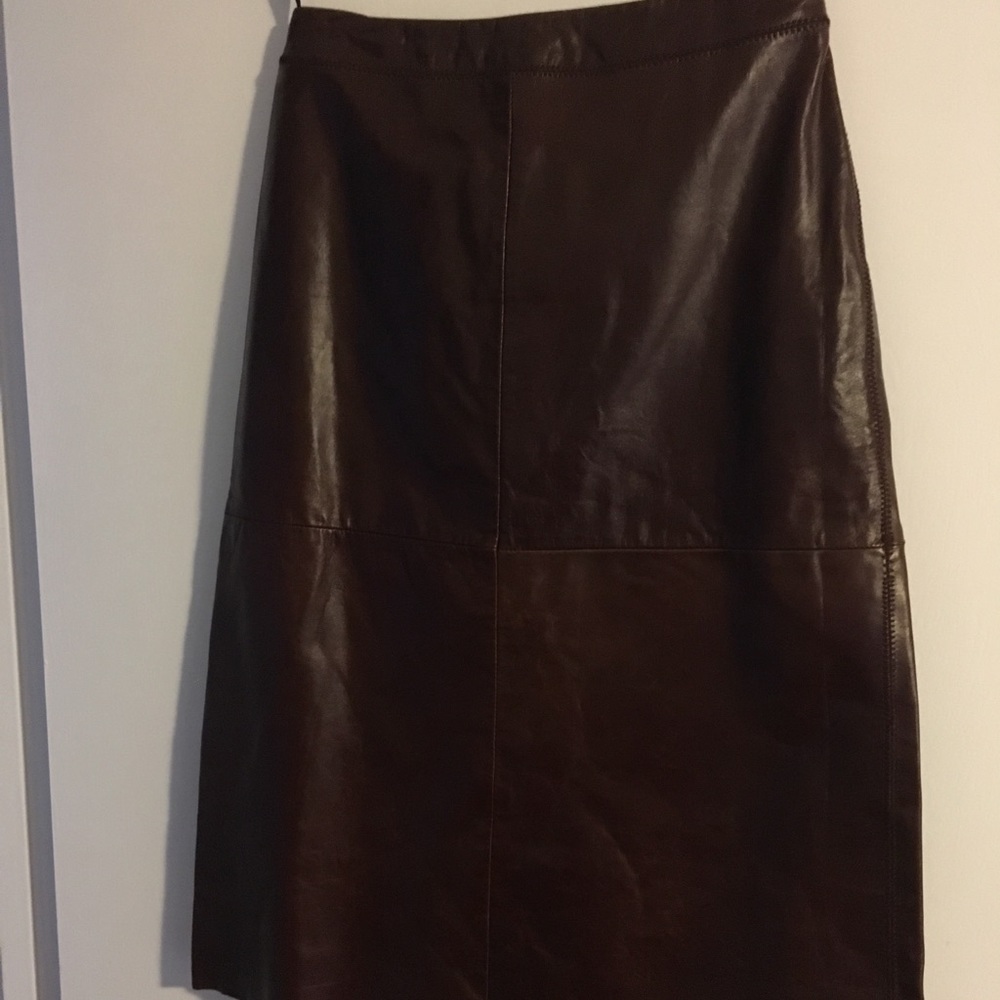 GAP mahogany leather pencil skirt